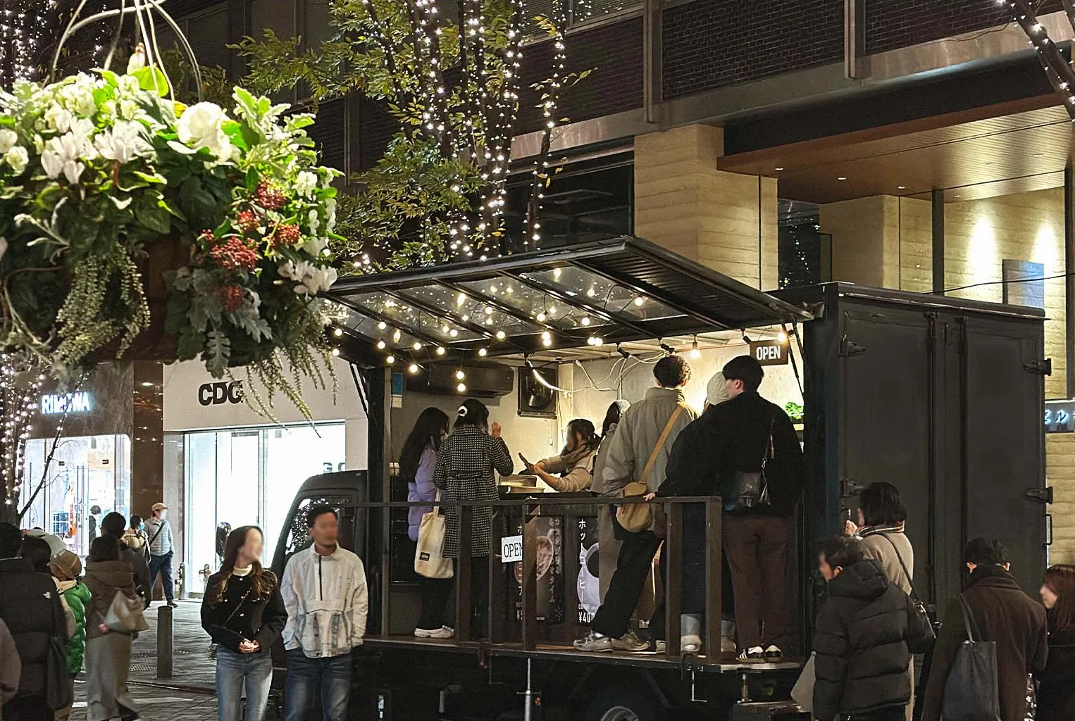 三菱地所 “MARUNOUCHI STREET PARK”｜丸ノ内仲通り